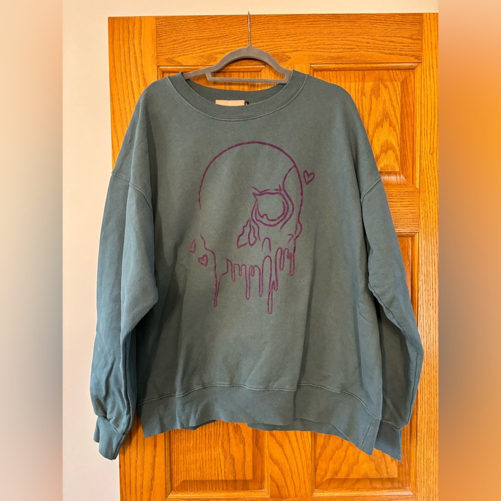 Skullhouse Sweatshirt Green with Purple Skull Design